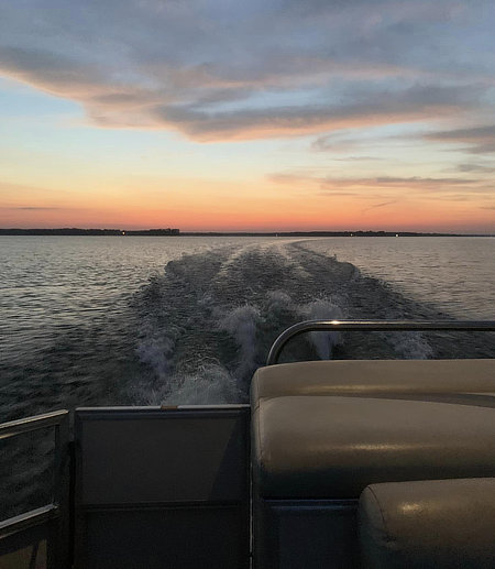Sunset cruise with Captain Jack's on Lake Palestine in Texas